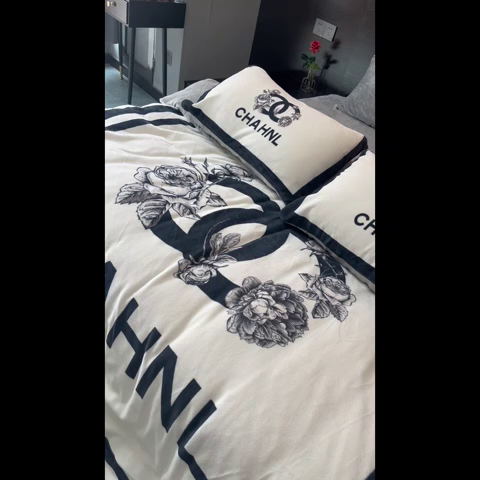 91家纺网 家纺一手货源 找家纺 花沐家居 2024牛奶绒印花四件套白香