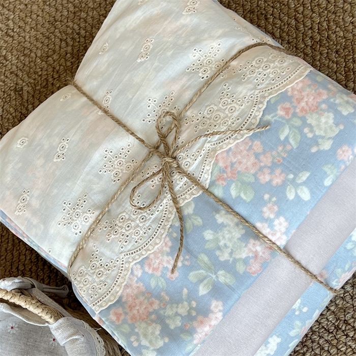 91家纺网 家纺一手货源 找家纺 2024新款全棉印花双层纱四件套--蕾丝花边款繁园-蓝