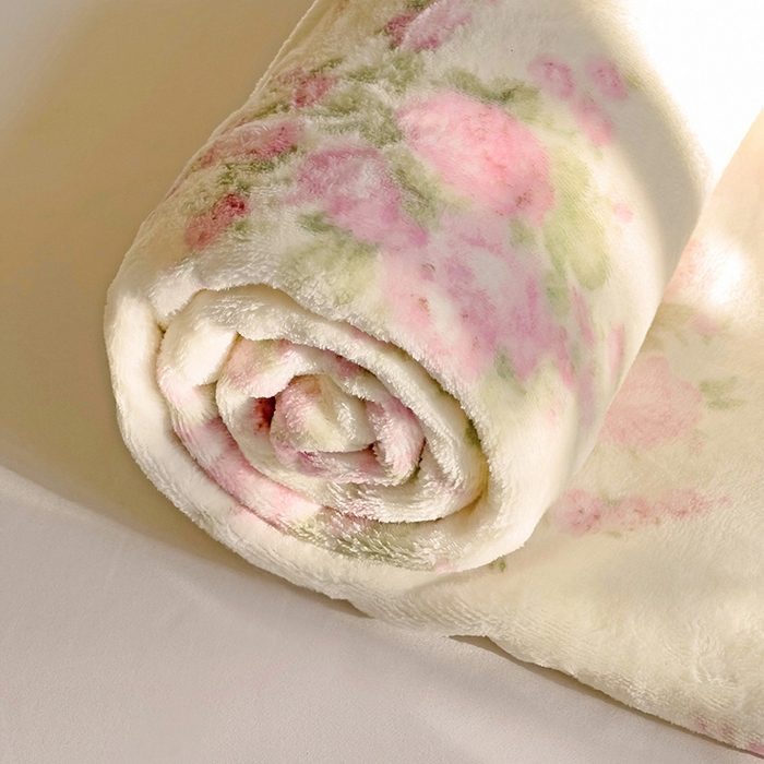 91家纺网 家纺一手货源 找家纺 卡普二店 2024新款牛奶绒印花单床笠 欧风花影