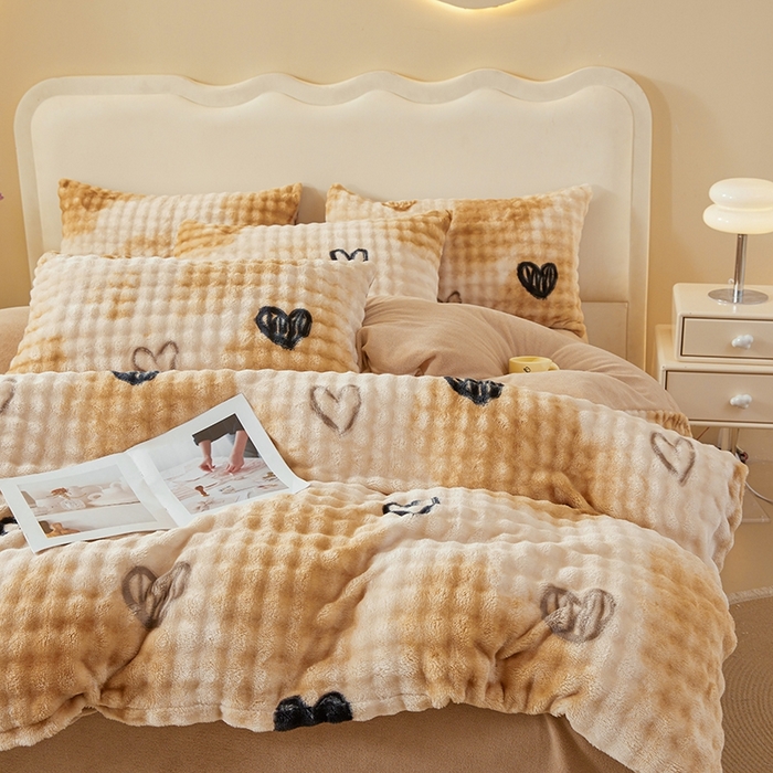 91家纺网 家纺一手货源 找家纺 巧格家纺 2025新款A类加厚泡泡牛奶绒印花工艺立体泡泡四件套（买家秀联系商家） 梦幻星空