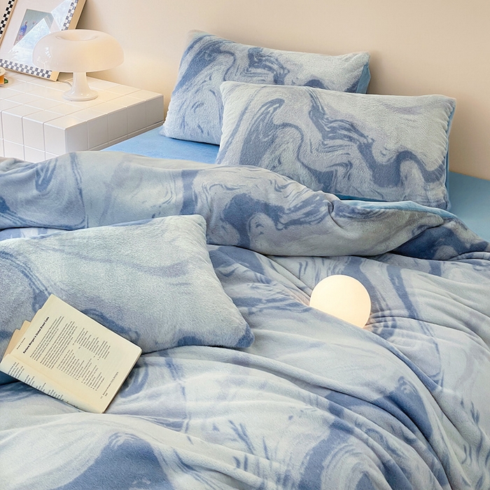 91家纺网 家纺一手货源 找家纺 安哆啦家纺 2024新款ins风高克重兔毛绒四件套 波澜