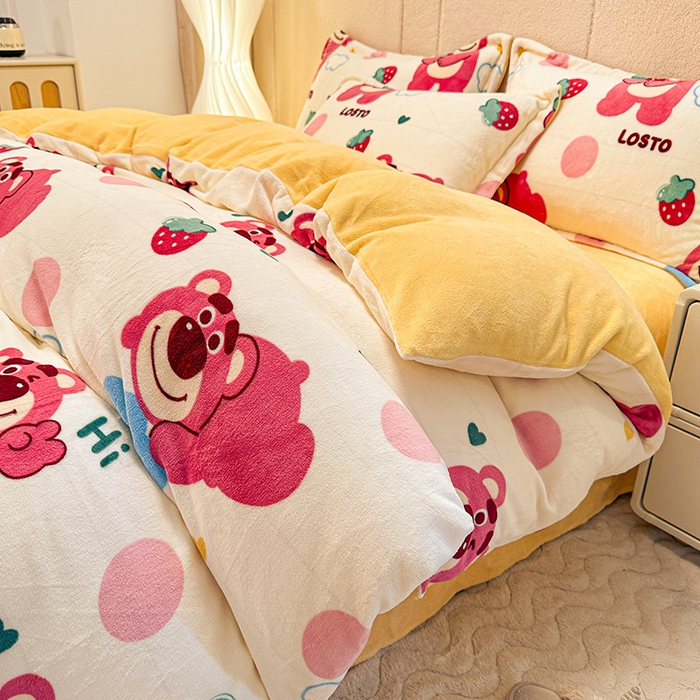 91家纺网 家纺一手货源 找家纺 卡普二店 2024新款牛奶绒印花单被套 萌趣熊宝