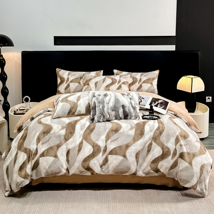 91家纺网 家纺一手货源 找家纺 （总）舒慕家纺 2025新款高克重兔兔绒兔毛绒牛奶绒印花四件套