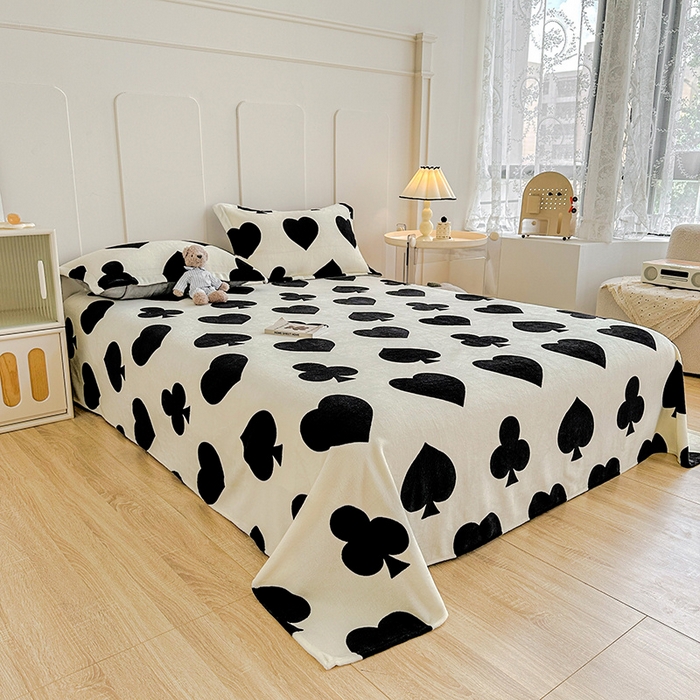 91家纺网 家纺一手货源 找家纺 卡普二店 2024新款牛奶绒印花单床单 慕斯