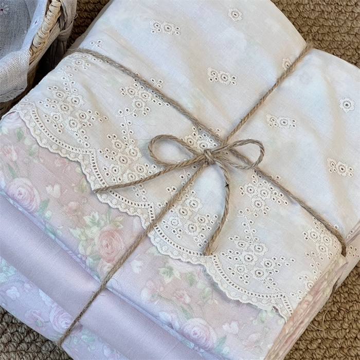 91家纺网 家纺一手货源 找家纺 2024新款全棉印花双层纱四件套--蕾丝花边款 芙里南