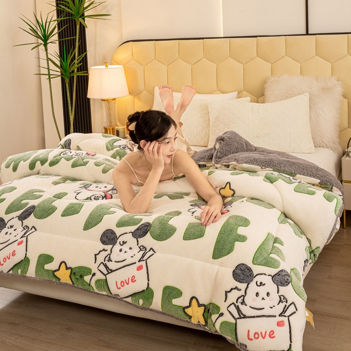 91家纺网 家纺一手货源 找家纺 2025新款直播雪花绒冬被法莱绒羊羔绒牛奶绒被子被芯 字母小狗