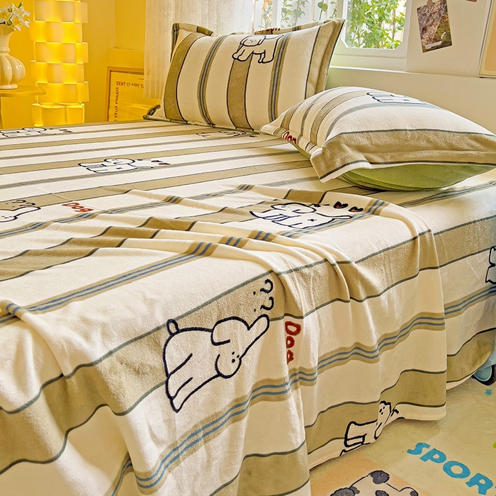 91家纺网 家纺一手货源 找家纺 卡普二店 2024新款牛奶绒印花单床单 呆萌狗狗