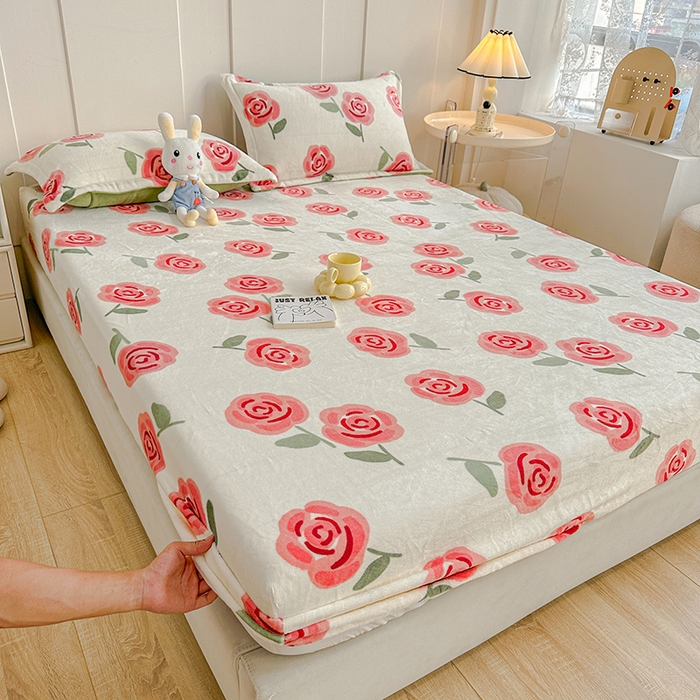 91家纺网 家纺一手货源 找家纺 卡普二店 2024新款牛奶绒印花单床笠 柔伊