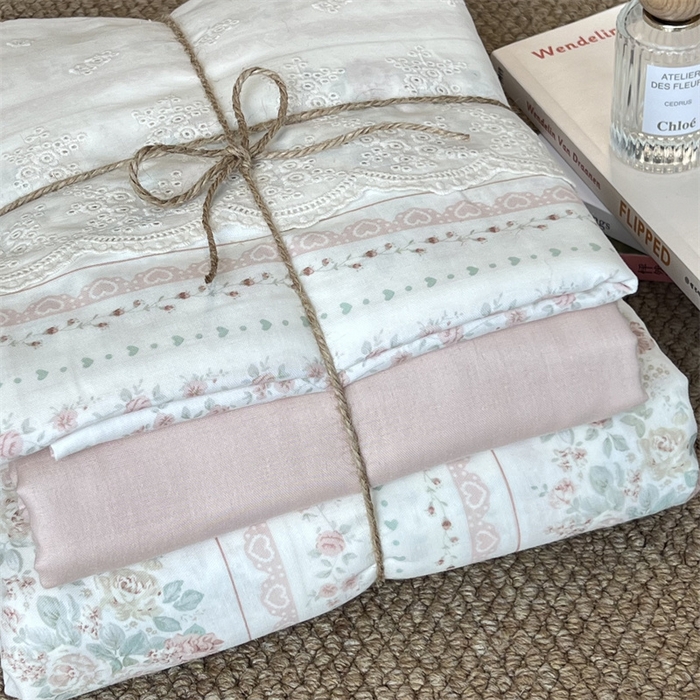 91家纺网 家纺一手货源 找家纺 2024新款全棉印花双层纱四件套--蕾丝花边款凡尔赛