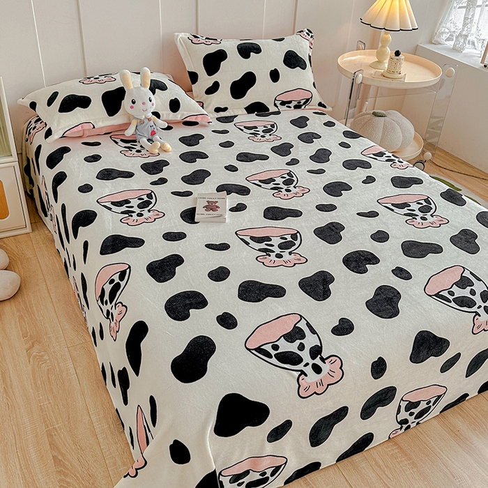 91家纺网 家纺一手货源 找家纺 卡普二店 2024新款牛奶绒印花单床单 奶牛杯