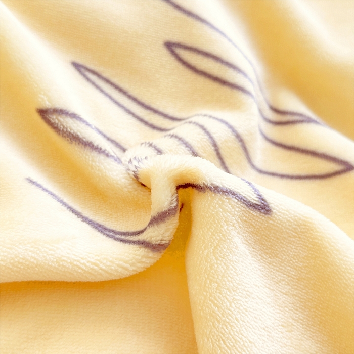 91家纺网 家纺一手货源 找家纺 丫丫家纺 2024新款加厚保暖牛奶绒印花四件套 金色年华