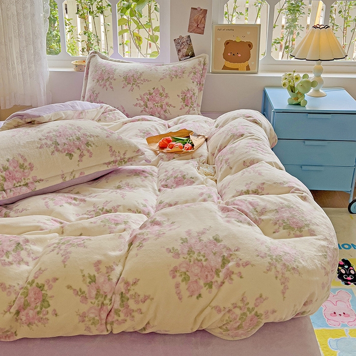 91家纺网 家纺一手货源 找家纺 卡普二店 2024新款牛奶绒印花单被套 欧风花影