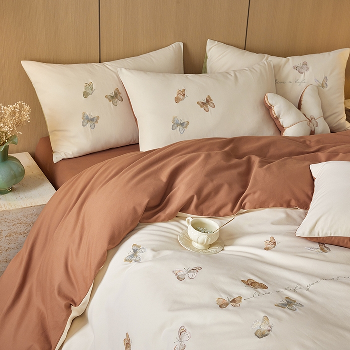 91家纺网 家纺一手货源 找家纺 2024新款60s全棉磨毛蝴蝶绣花四件套 蝴蝶-奶芙咖