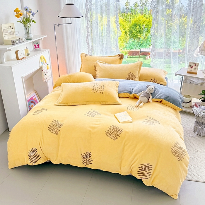 91家纺网 家纺一手货源 找家纺 丫丫家纺 2024新款加厚保暖牛奶绒印花四件套 金色年华