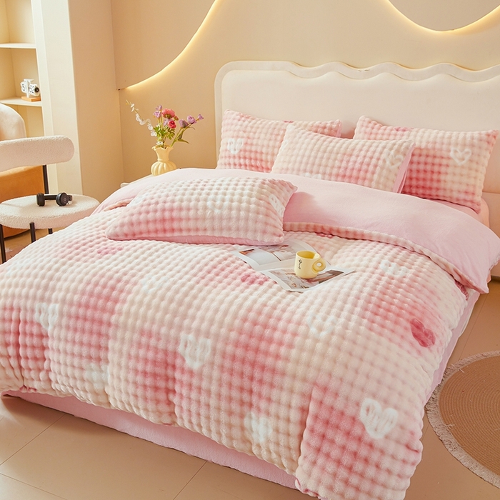 91家纺网 家纺一手货源 找家纺 巧格家纺 2025新款A类加厚泡泡牛奶绒印花工艺立体泡泡四件套（买家秀联系商家） 梦幻空间