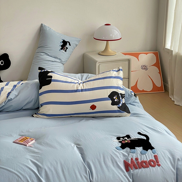 91家纺网 家纺一手货源 找家纺 一霖家纺 2024新款高克重云朵棉毛巾绣印＋绣小清新系列四件套 哈基米