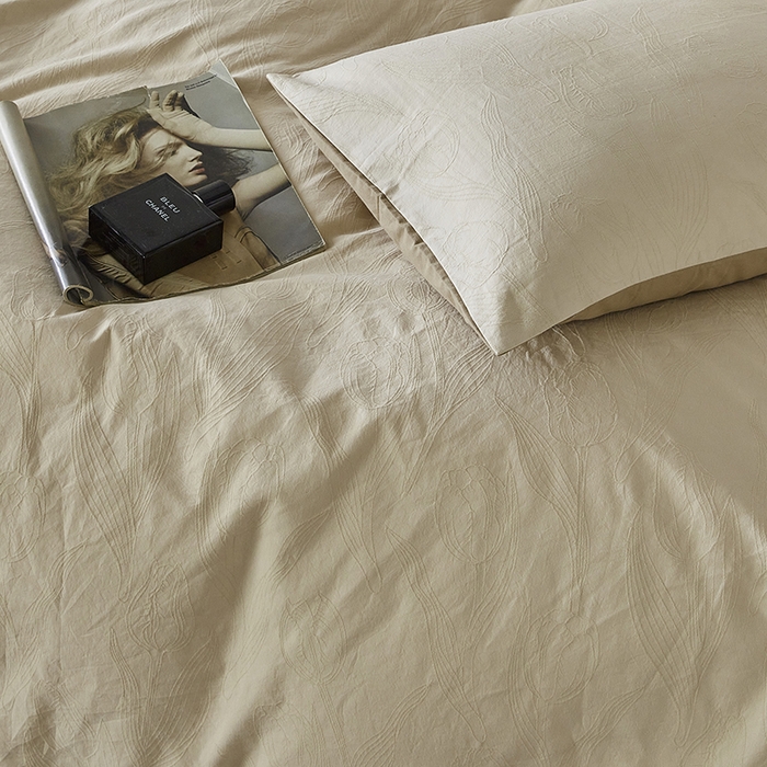 91家纺网 家纺一手货源 找家纺 2024新款全棉色织提花磨毛欧佩斯四件套-场景二 欧佩斯-抹茶