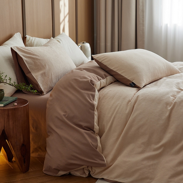 91家纺网 家纺一手货源 找家纺 2024新款提花大雁纹糯感全棉磨毛四件套（欧式茛苕纹） 茛苕纹-暖米咖