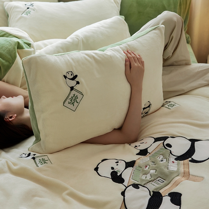 91家纺网 家纺一手货源 找家纺 （总）2024新款牛奶绒立体贴布绣四件套