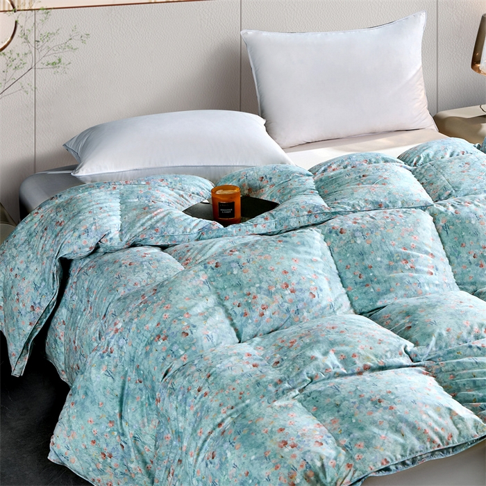 91家纺网 家纺一手货源 找家纺 静若居羽绒被壳 2024羽绒被壳印花糯棉静音软糯面料羽绒被壳厂家直销 小碎花清新绿