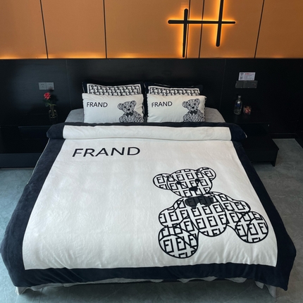 花沐家居 2024牛奶绒印花四件套小白熊