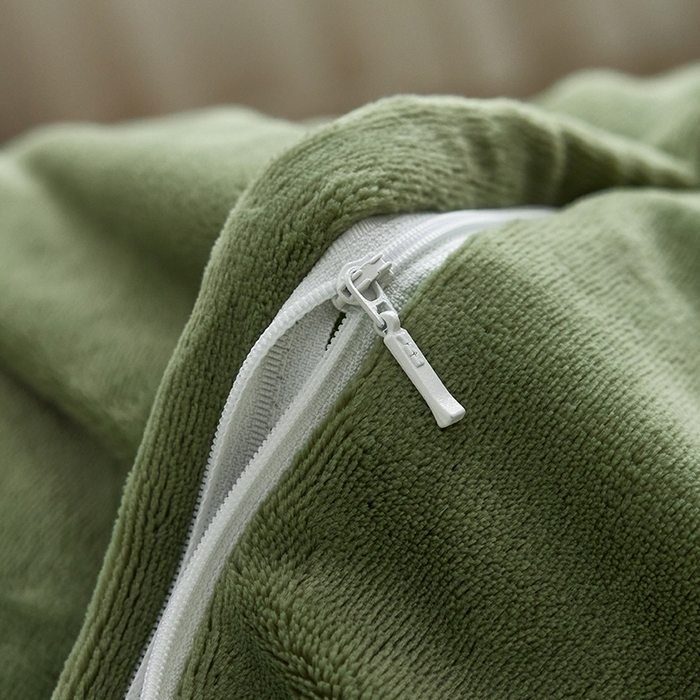 91家纺网 家纺一手货源 找家纺 2024新款全消光牛奶绒立体提花曲纹四件套 提花绒曲-复古绿