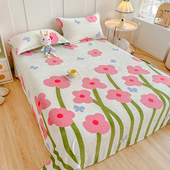 91家纺网 家纺一手货源 找家纺 卡普二店 2024新款牛奶绒印花单床单 花漾