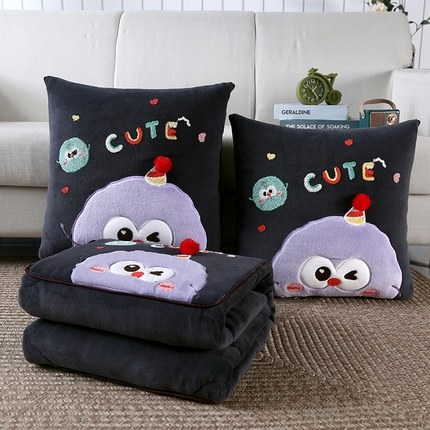 91家纺网 家纺一手货源 找家纺 （总）素玖抱枕被 2024新款牛奶绒亲肤刺绣抱枕被-可爱球球