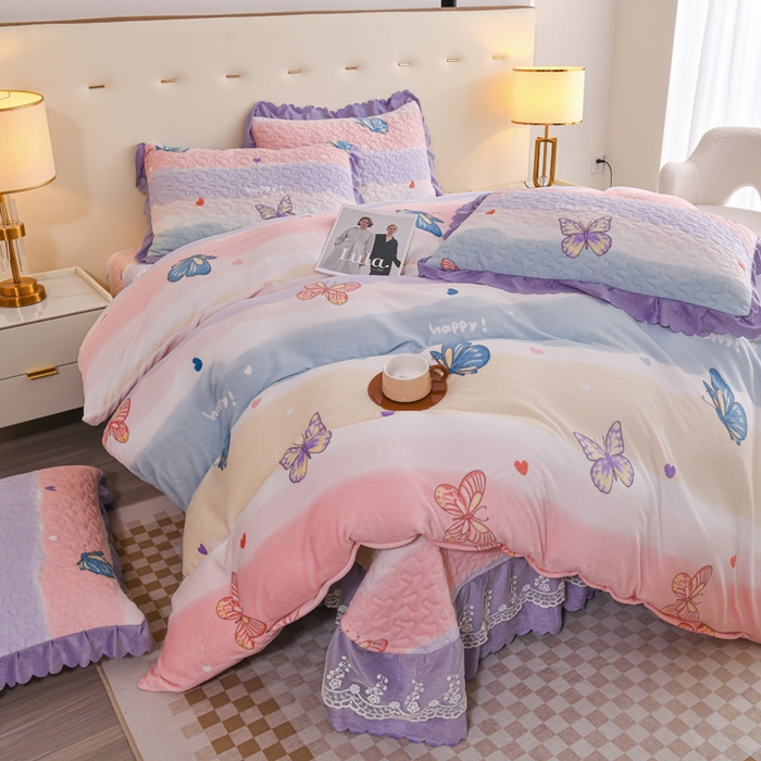 91家纺网 家纺一手货源 找家纺 雅眠居2024新款直播爆款牛奶绒印花床盖四件套双层蕾丝花边床裙单件三件套 浪漫蝴蝶