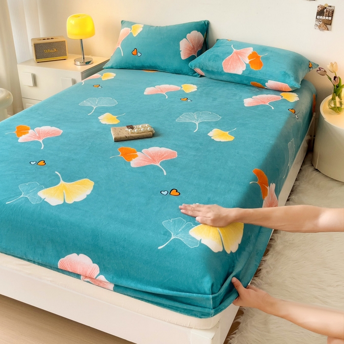 91家纺网 家纺一手货源 找家纺 艾橙家纺 2024新款A类加厚牛奶绒印花床笠 晚秋