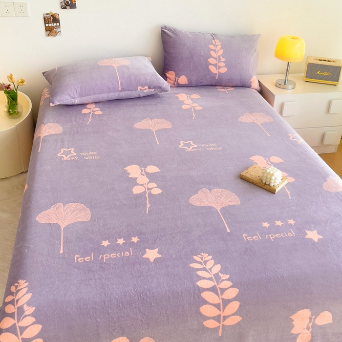 91家纺网 家纺一手货源 找家纺 艾橙家纺 2024新款A类加厚牛奶绒印花床单 银杏叶