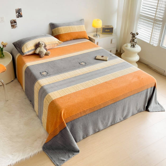 91家纺网 家纺一手货源 找家纺 艾橙家纺 2024新款A类加厚牛奶绒印花床单 橙灰条纹