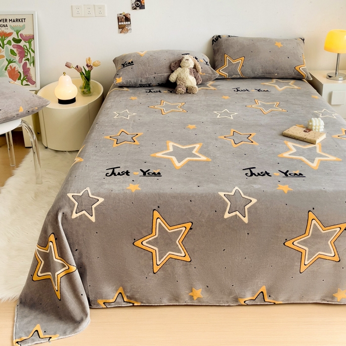 91家纺网 家纺一手货源 找家纺 艾橙家纺 2024新款A类加厚牛奶绒印花床单 浪漫星海