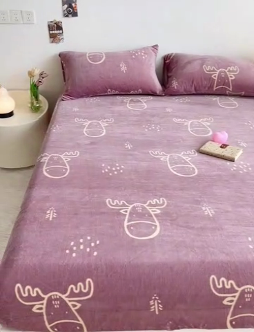 91家纺网 家纺一手货源 找家纺 艾橙家纺 2024新款A类加厚牛奶绒印花床笠 北欧生活