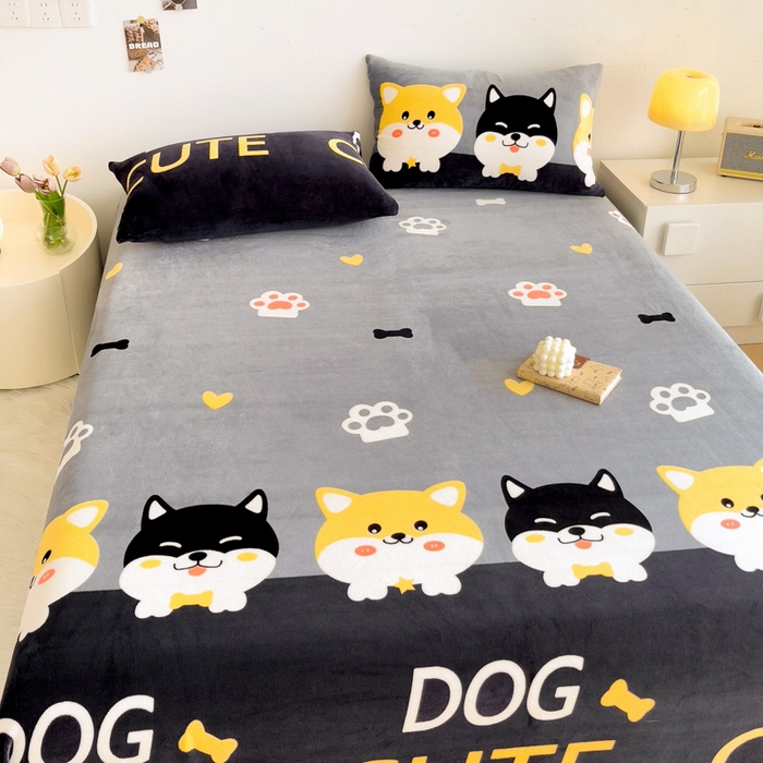 91家纺网 家纺一手货源 找家纺 艾橙家纺 2024新款A类加厚牛奶绒印花床单 柯基