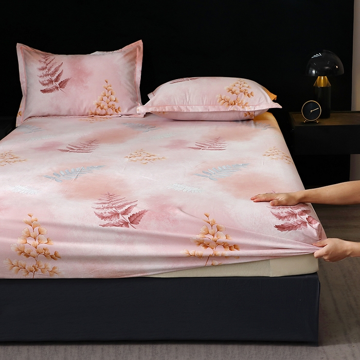 91家纺网 家纺一手货源 找家纺 晶缦家纺 2024新款叶语系纯棉全棉生态磨毛多规格单床笠 花羽庭粉