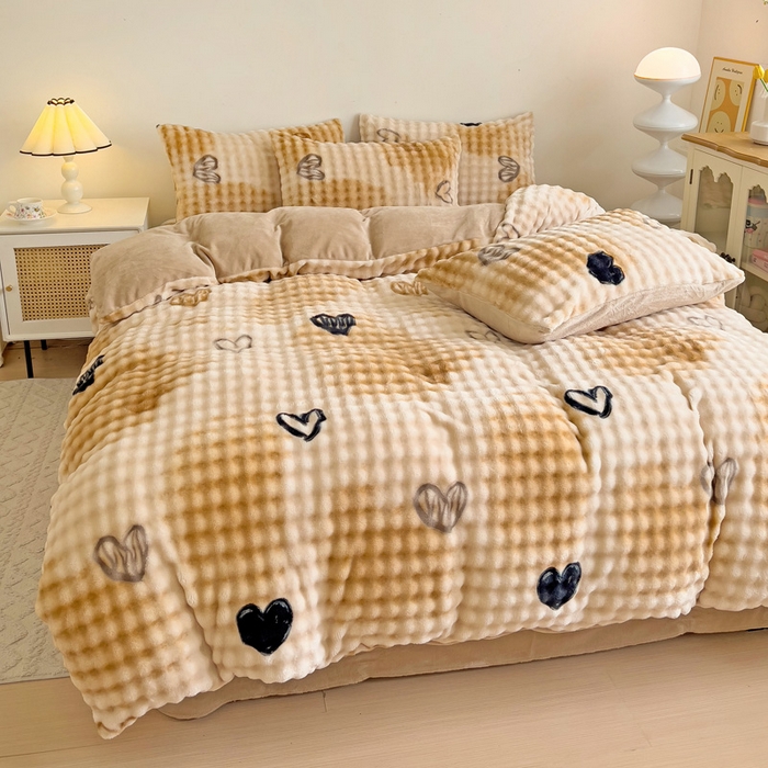 91家纺网 家纺一手货源 找家纺 金爱家 2024新款A类高克重云朵牛奶泡泡绒四件套 泡泡绒-爱心咖