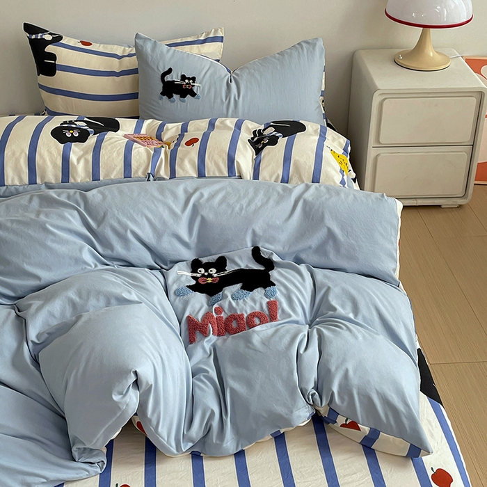 91家纺网 家纺一手货源 找家纺 一霖家纺 2024新款高克重云朵棉毛巾绣印＋绣小清新系列四件套 哈基米