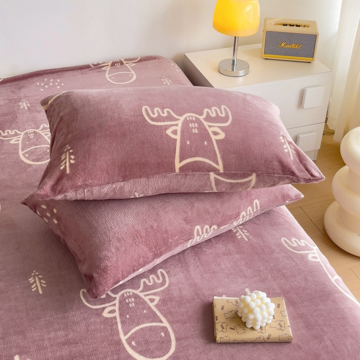 91家纺网 家纺一手货源 找家纺 艾橙家纺 2024新款A类加厚牛奶绒印花床单 北欧生活