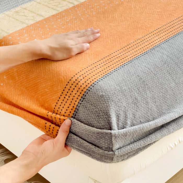 91家纺网 家纺一手货源 找家纺 艾橙家纺 2024新款A类加厚牛奶绒印花床笠 橙灰条纹