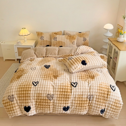 91家纺网 家纺一手货源 找家纺 （总）金爱家 2024新款A类高克重云朵牛奶泡泡绒四件套