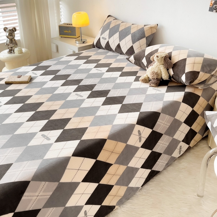 91家纺网 家纺一手货源 找家纺 艾橙家纺 2024新款A类加厚牛奶绒印花床单 极简生活