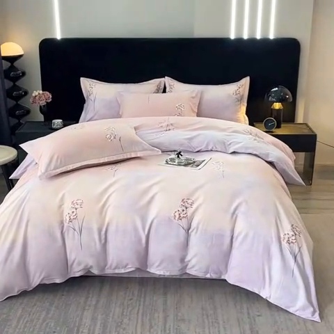 91家纺网 家纺一手货源 找家纺 晶缦家纺 2024新款叶语系纯棉全棉生态磨毛多规格四件套 兰菲尼粉