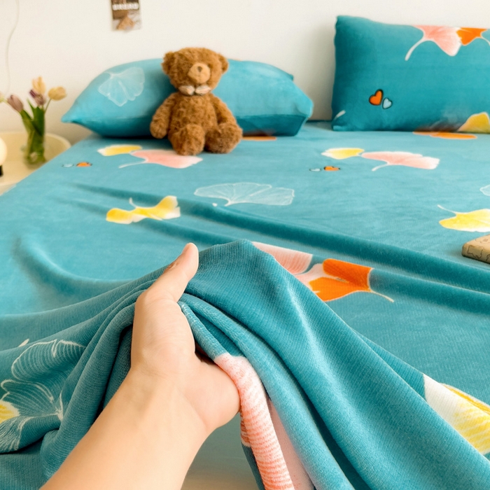 91家纺网 家纺一手货源 找家纺 艾橙家纺 2024新款A类加厚牛奶绒印花床单 晚秋