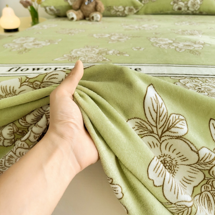 91家纺网 家纺一手货源 找家纺 艾橙家纺 2024新款A类加厚牛奶绒印花床单 玫瑰庄园