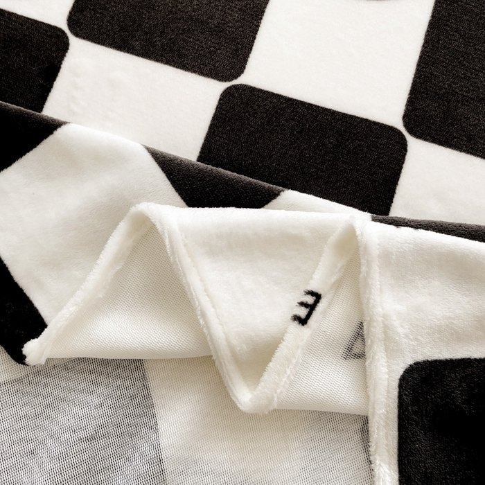 91家纺网 家纺一手货源 找家纺 艾橙家纺 2024新款A类加厚牛奶绒印花床单 棋盘兔