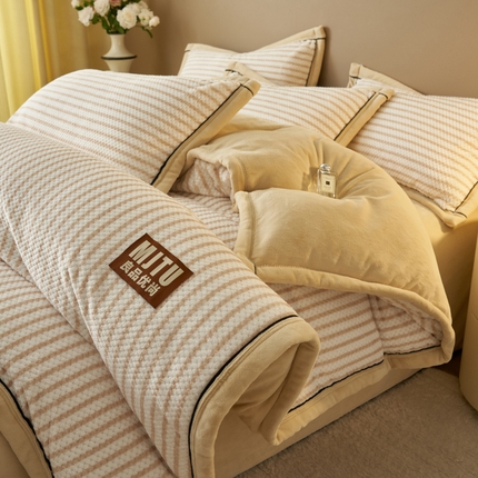 91家纺网 家纺一手货源 找家纺 2024新款加厚贝贝绒牛奶绒可拆洗冬被 被子被芯 贝贝绒-奶咖