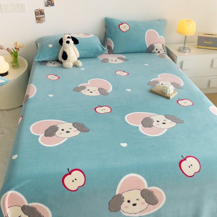 91家纺网 家纺一手货源 找家纺 艾橙家纺 2024新款A类加厚牛奶绒印花床单 呆萌狗