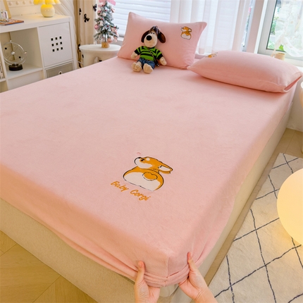 91家纺网 家纺一手货源 找家纺 （总）灰鲸 2025新款萌物刺绣牛奶绒床笠