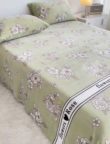 91家纺网 家纺一手货源 找家纺 艾橙家纺 2024新款A类加厚牛奶绒印花床单 玫瑰庄园